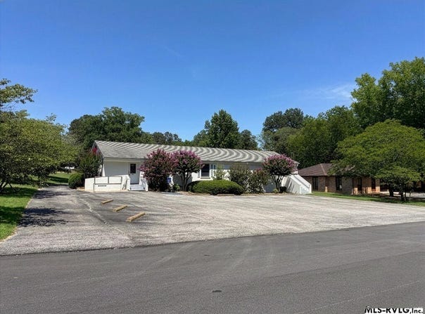 420 Durant St, South Hill, VA 23970