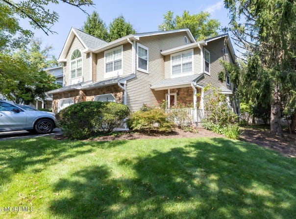 86 Gordon Avenue, Lawrence, NJ 08648