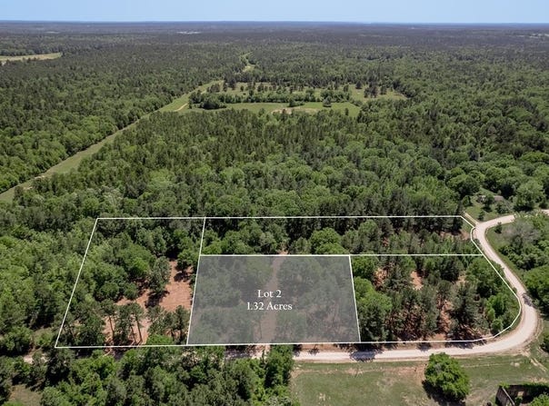 6077 County Road 4200, PENNINGTON, TX 75856