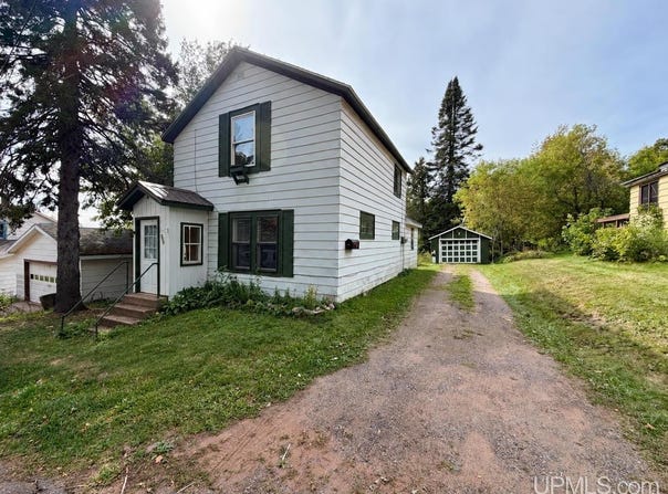 310 EXCELSIOR STREET, ISHPEMING, MI 49849