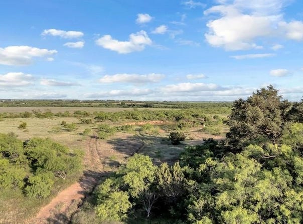 824 County Rd 409, Talpa, TX 76884
