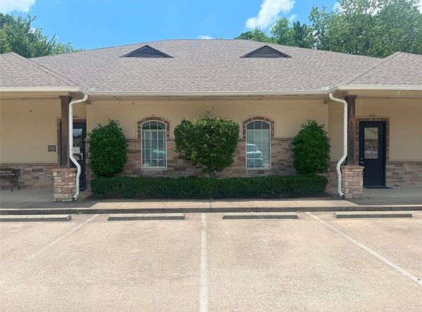 1404 Rice Road, Tyler, TX 75703