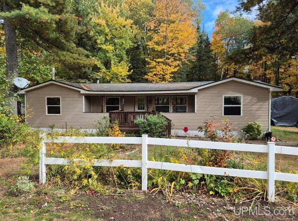 127 M-35 Road, Negaunee, MI 49866