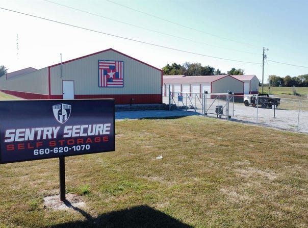 10510 E HWY 7, Clinton, MO 64735
