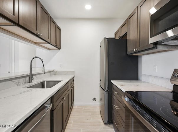 8080 E Speedway Boulevard, Tucson, AZ 85710