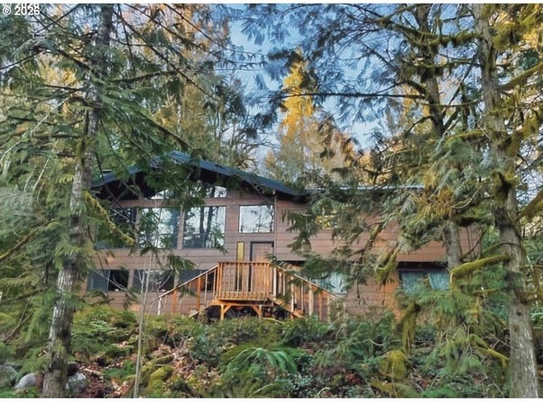 70165 E BARLOW TRAIL Rd, Rhododendron, OR 97049