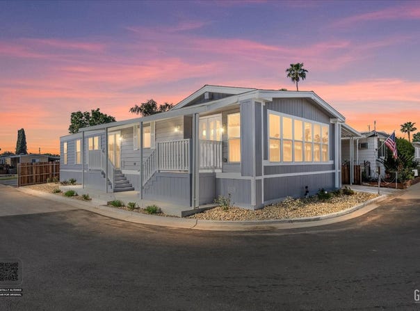 152 Torrey Pine Lane, Bakersfield, CA 93308