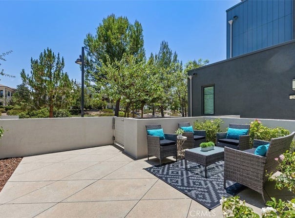 250 Novel, Irvine, CA 92618