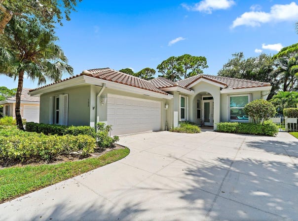 188 S HAMPTON Drive, Jupiter, FL 33458