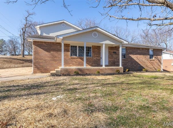 2601 Forest View, Poplar Bluff, MO 63901