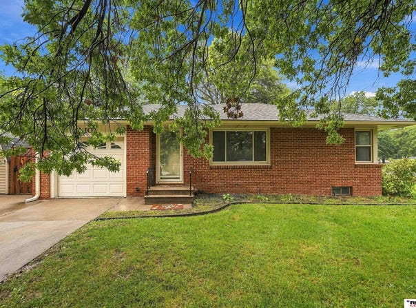 3101 N 66th Street, Lincoln, NE 68507