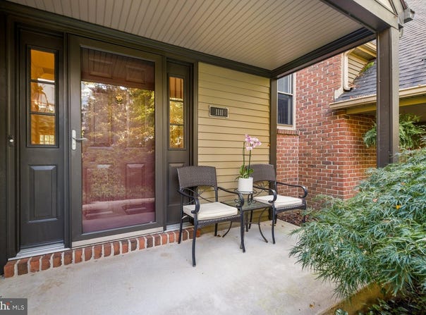 1111 GALWAY Court, HUMMELSTOWN, PA 17036