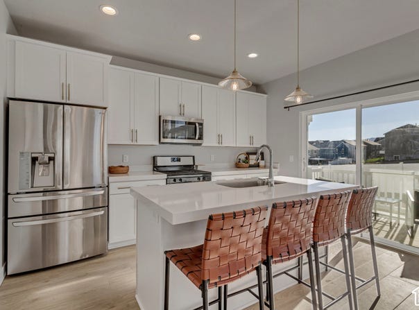 9757 N AARON Ave, Eagle Mountain, UT 84005