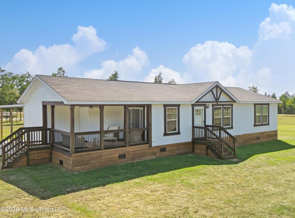 326 W Wire Road, Perkinston, MS 39573