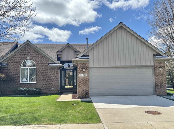 34904 Chickadee Ridge, Richmond, MI 48062