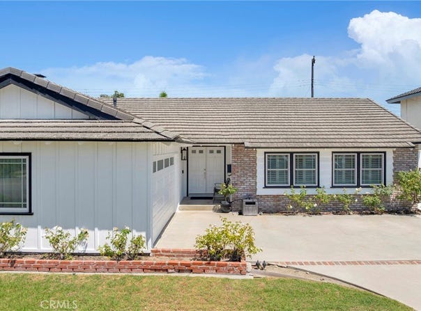 10462 Christopher St., Cypress, CA 90630
