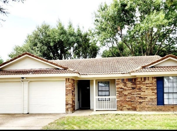 304 Juniper Drive, Arlington, TX 76018