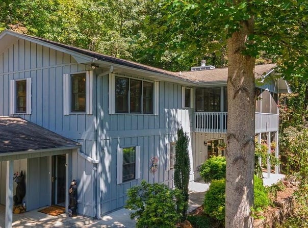 115 Timber Ln, Franklin, NC 28734