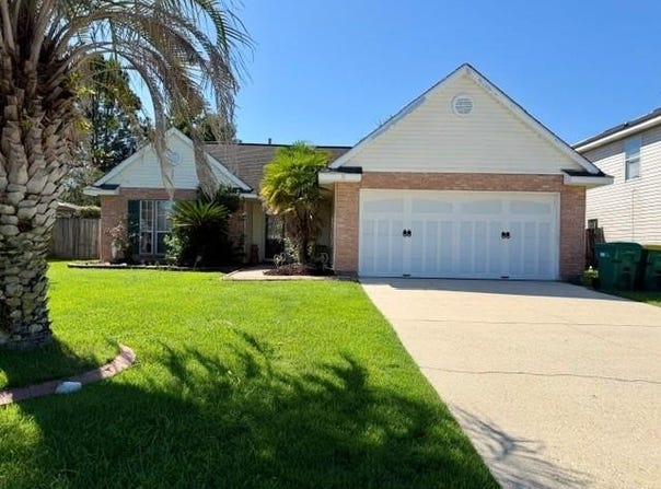 5447 CLEARPOINT Drive, Slidell, LA 70460