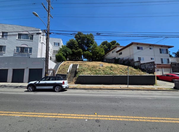 2120 35th AVE, OAKLAND, CA 94601
