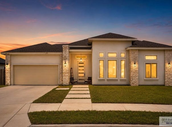 7033 HELICONIA DR, BROWNSVILLE, TX 78520
