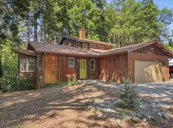 306 Gaudenzio, Mount Shasta, CA 96067
