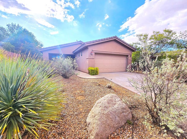2158 N Silverstone Way, Washington, UT 84780