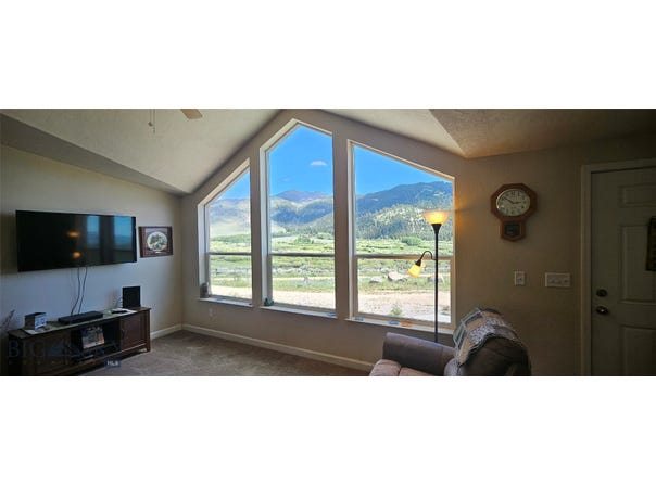 950 White Creek, Polaris, MT 59746