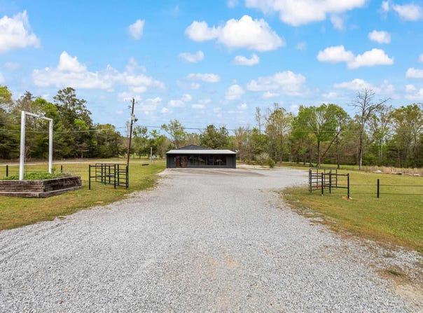 38178 US HWY 231, ASHVILLE, AL 35953
