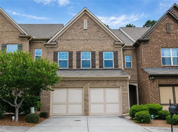 2132 Greencrest Circle, Alpharetta, GA 30004