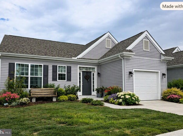 40 MATISSE Place, DOVER, DE 19904