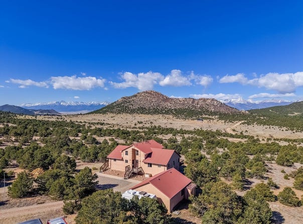 90 Riggs Rd N, Westcliffe, CO 81252