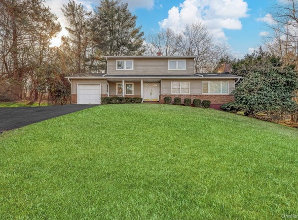 23 S Parker Drive, Monsey, NY 10952