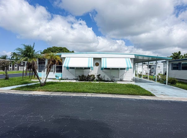 12651 Seminole Blvd, Largo, FL 33778
