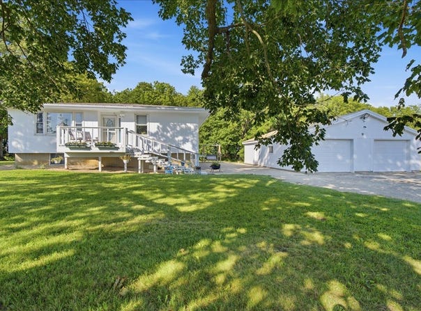 7302 Old Peoria Road, Danvers, IL 61732