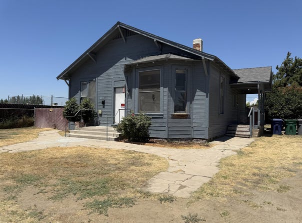 2234 Young Street, Selma, CA 93662
