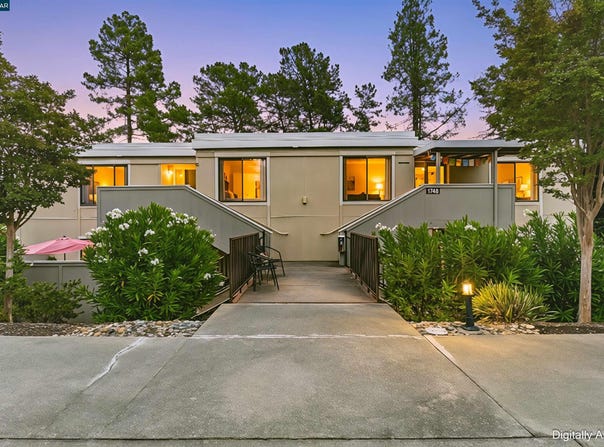 1748 Golden Rain Rd, Walnut Creek, CA 94595