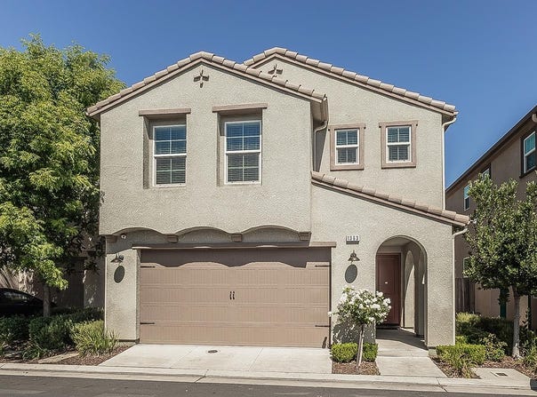 1363 Joy Drive, Clovis, CA 93619