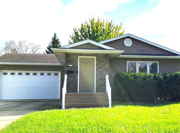 1208 E State Street, Algona, IA 50511