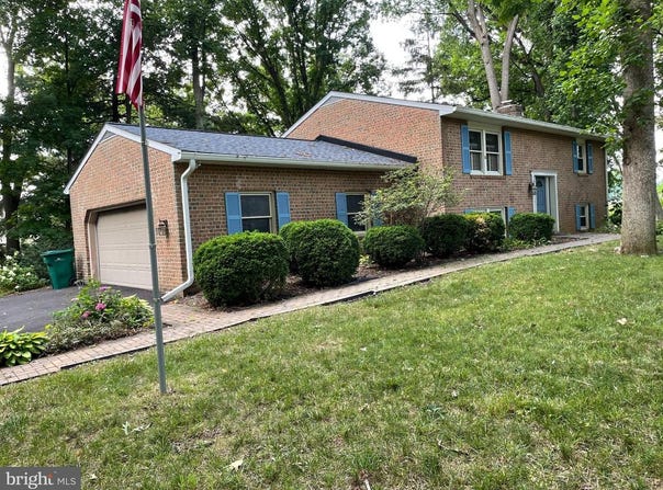 18309 WOODSIDE DR, HAGERSTOWN, MD 21740