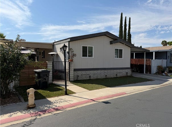 1721 E Colton Avenue, Redlands, CA 92374
