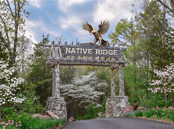 201 Native Ridge Circle, Sunrise Beach, MO 65079