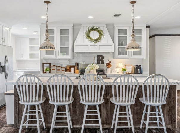 151 Hilltop Lane, Emory, TX 75440
