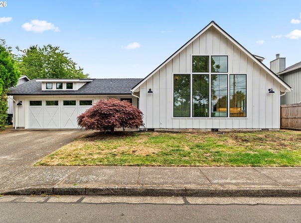 855 CALVIN St, Eugene, OR 97401