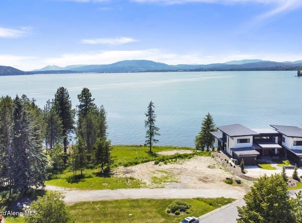 NNA Whiskey Jack Circle, Sandpoint, ID 83864
