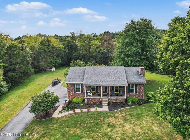 1804 Deer Run Rd, La Grange, KY 40031
