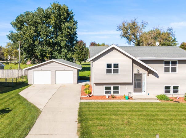 213 Linn Street, Story City, IA 50248