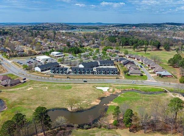 225 Country Club Parkway, Maumelle, AR 72113