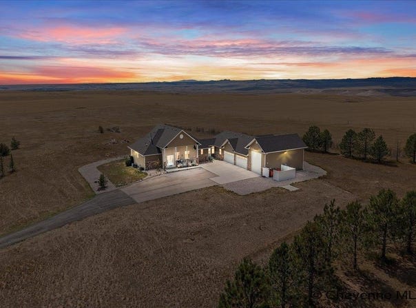 1207 RED TAIL WAY, Cheyenne, WY 82009