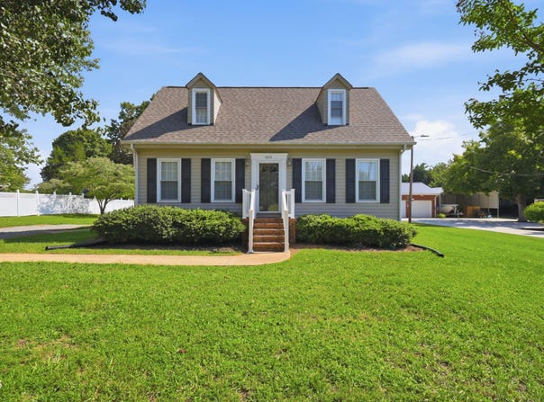 909 Highview Street, Haw River, NC 27258
